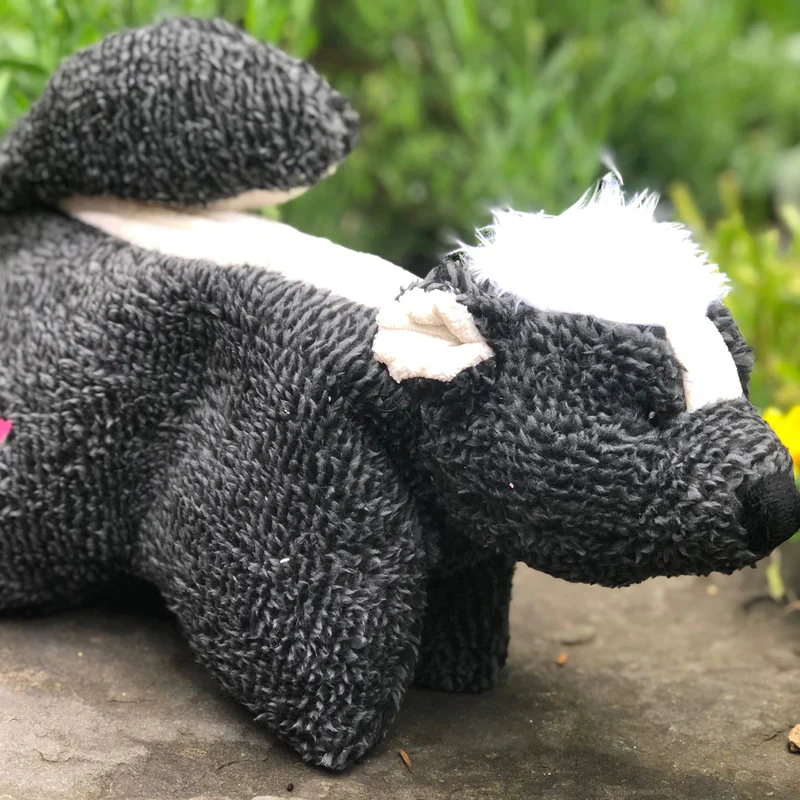 HUGGLE HOUNDS SQUISH SKUNK - Image 3